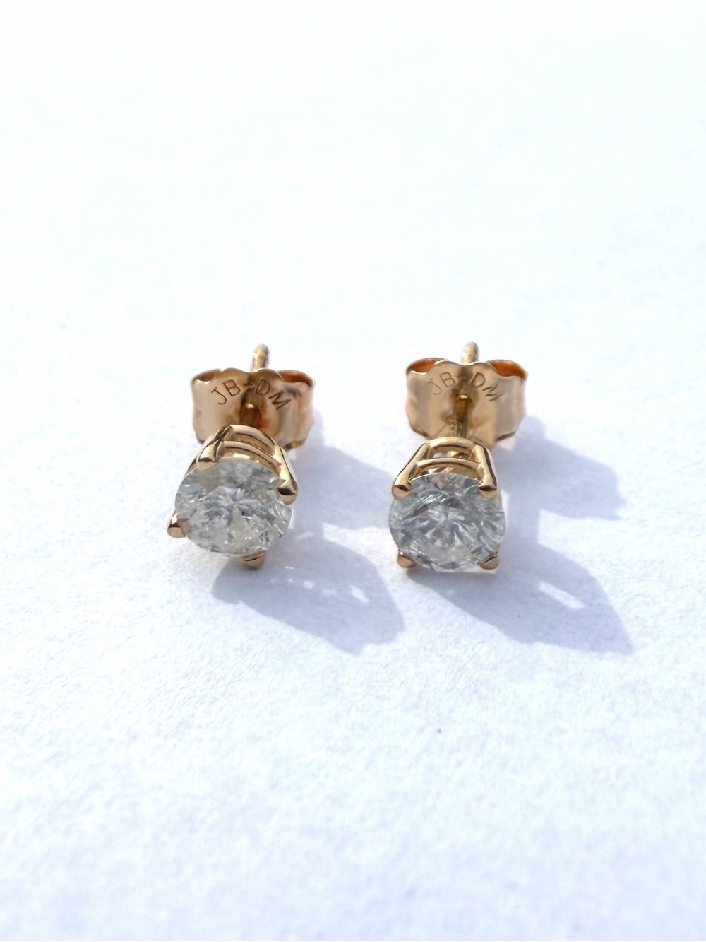 14k Yellow Gold .20ctw Diamond Stud Earrings